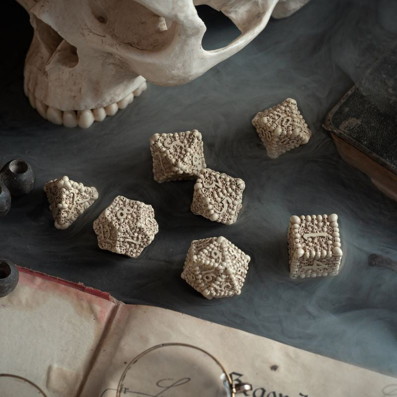 Q-Workshop: Dice Macabre Set (7 Dice)